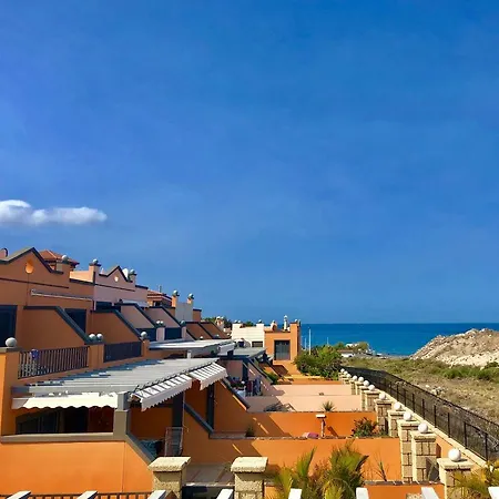 Luxury Ocean View בית נופש