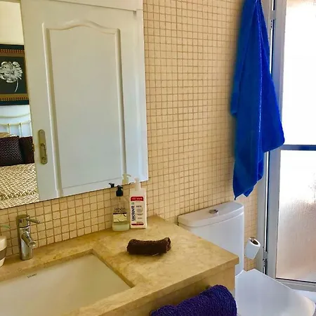 בית נופש Luxury Ocean View אדחה